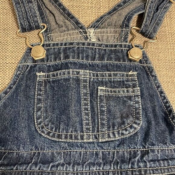 Gap Toddler Girl 2 years Girls Denim Dress Skirt Overalls Romper - Picture 2 of 10